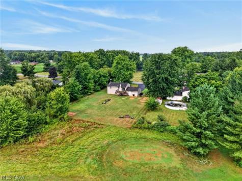 16761 Indian Hollow Road Grafton OH 44044