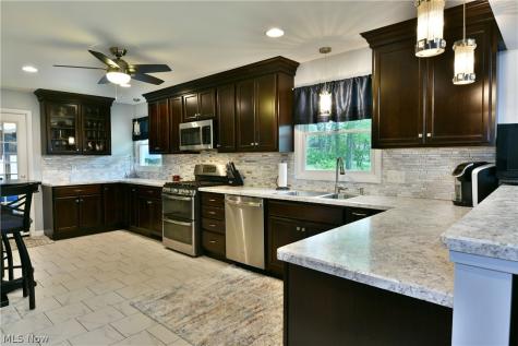 849 Brookfield Avenue Youngstown OH 44512