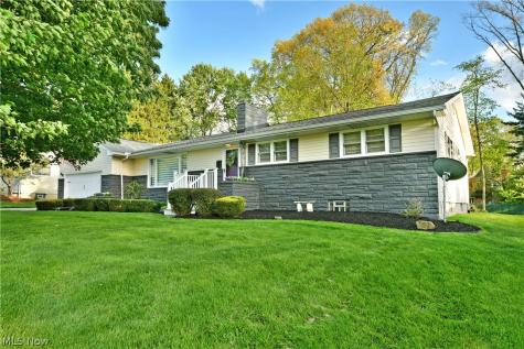 849 Brookfield Avenue Youngstown OH 44512
