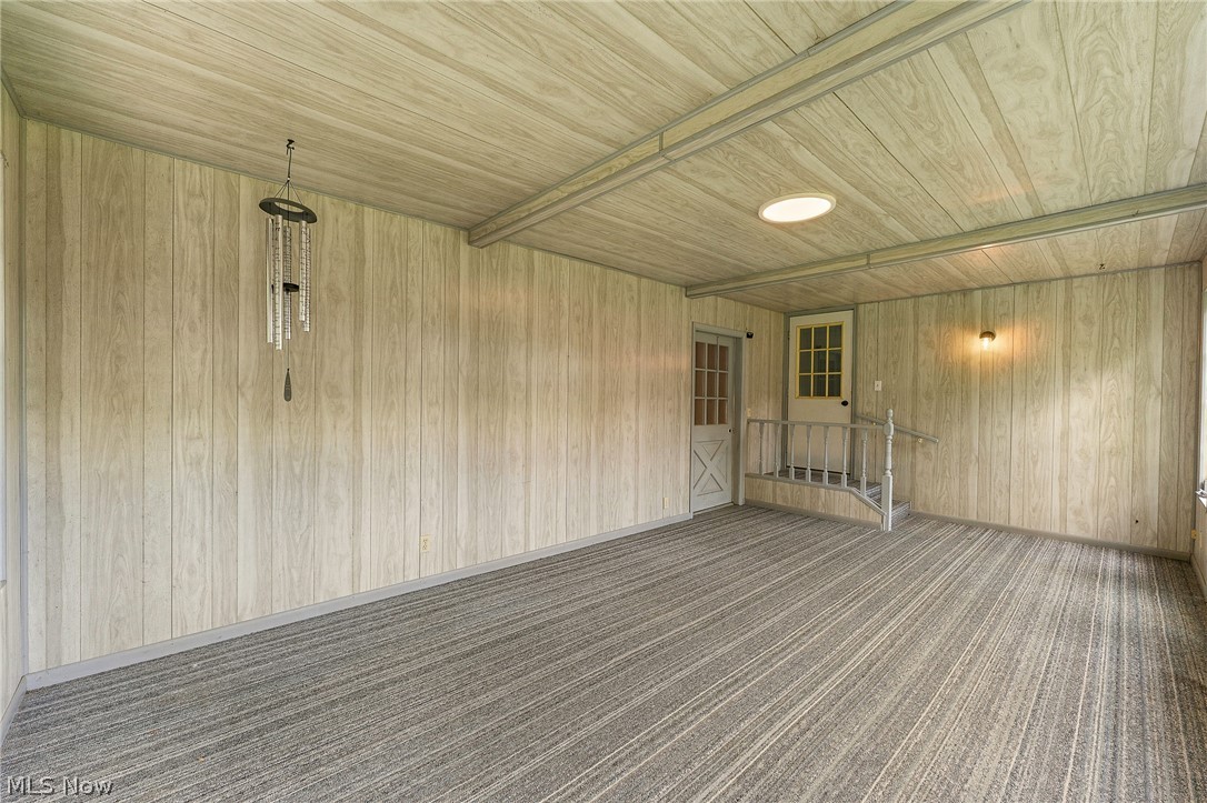 10393 Rapp Road New Middletown OH 44442