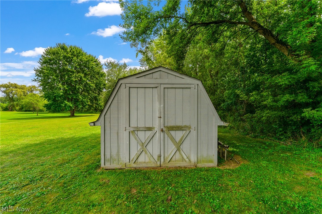 10393 Rapp Road New Middletown OH 44442