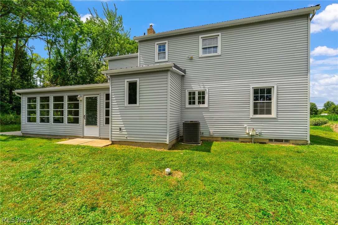 10393 Rapp Road New Middletown OH 44442