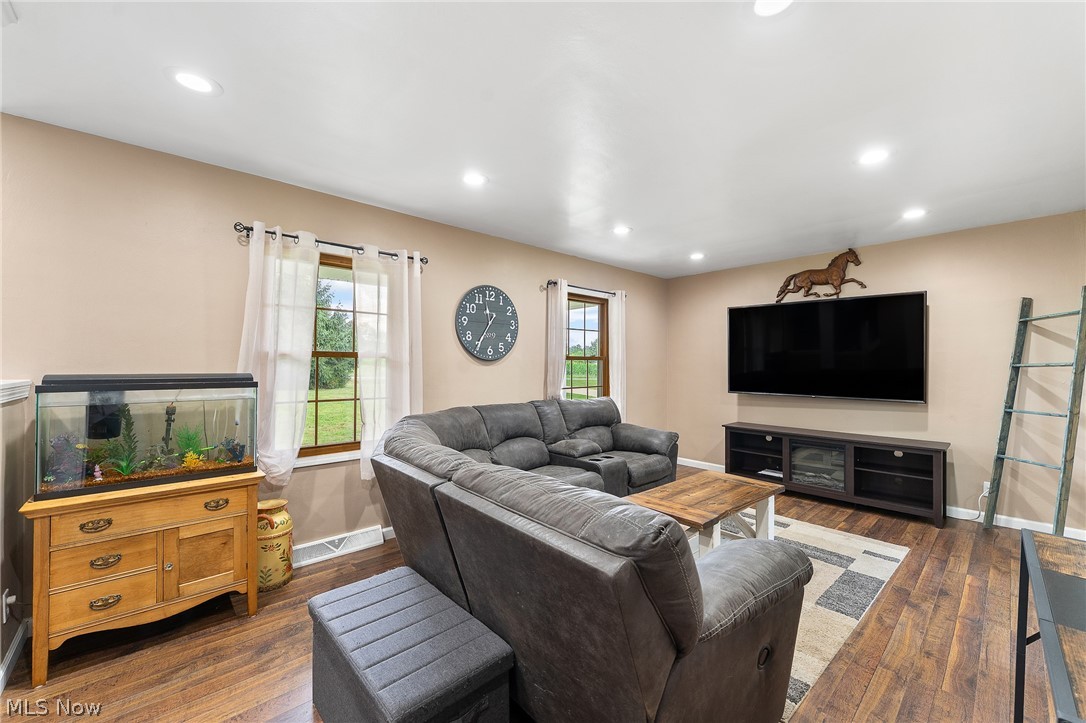 10393 Rapp Road New Middletown OH 44442