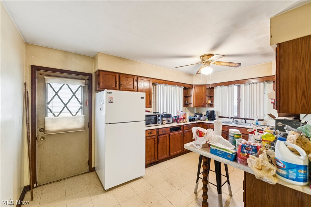 2726 Beck Street SE Warren OH 44484