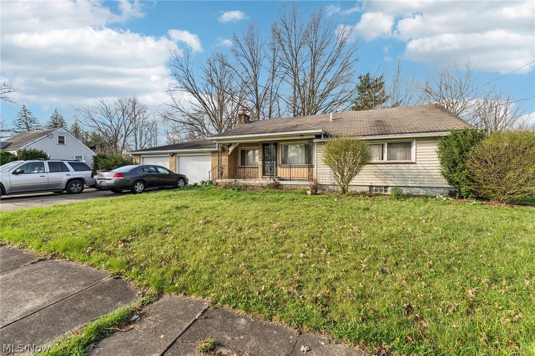 2726 Beck Street SE Warren OH 44484