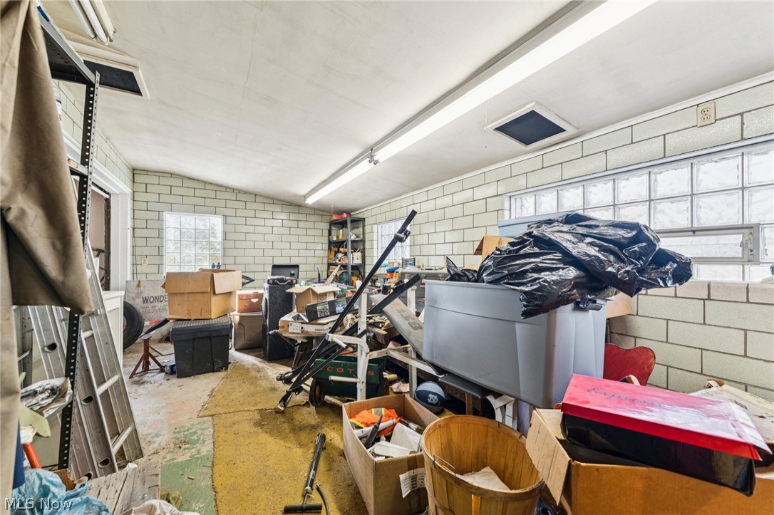 2726 Beck Street SE Warren OH 44484