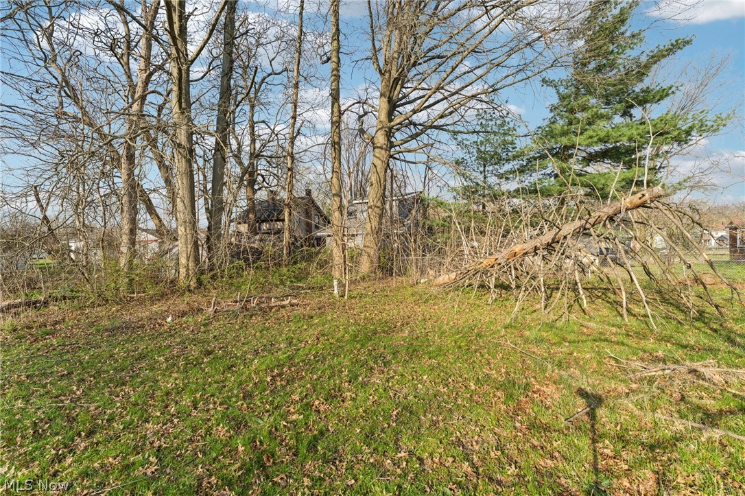 2726 Beck Street SE Warren OH 44484