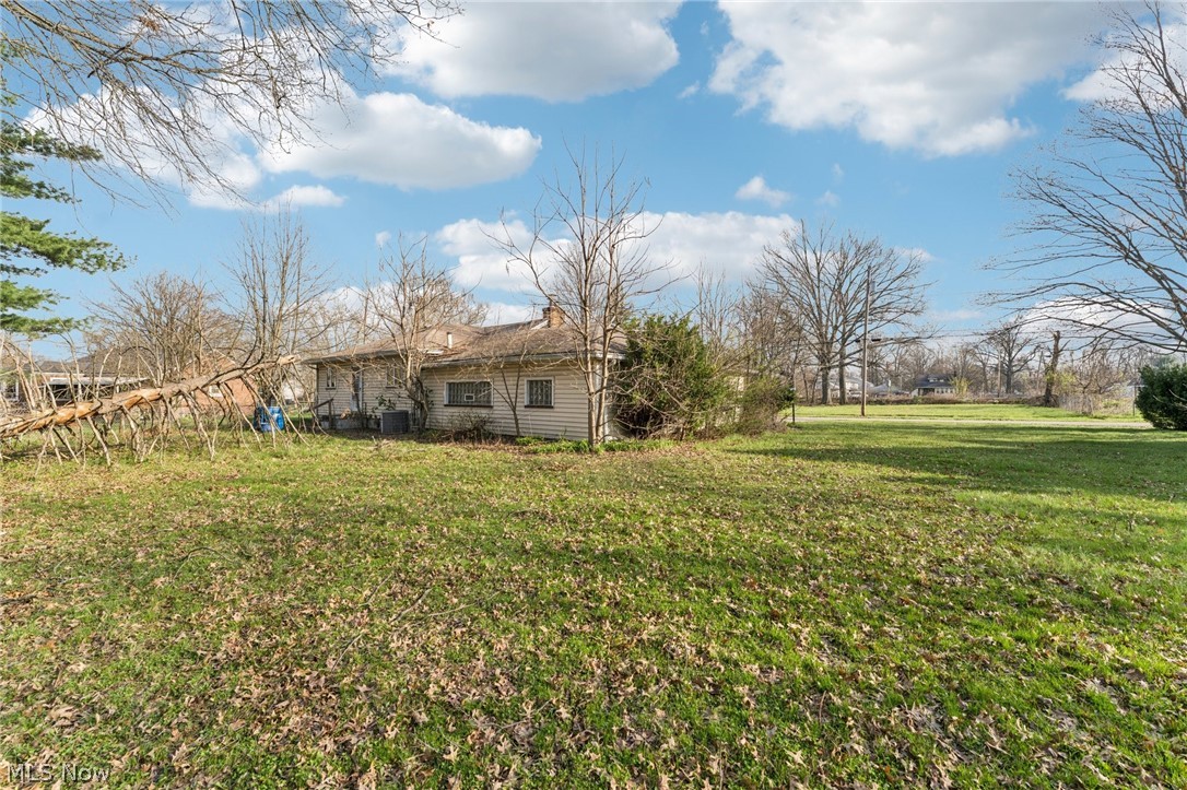 2726 Beck Street SE Warren OH 44484