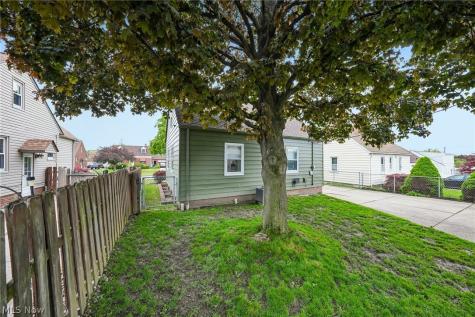 4319 Rockland Drive Brooklyn OH 44144