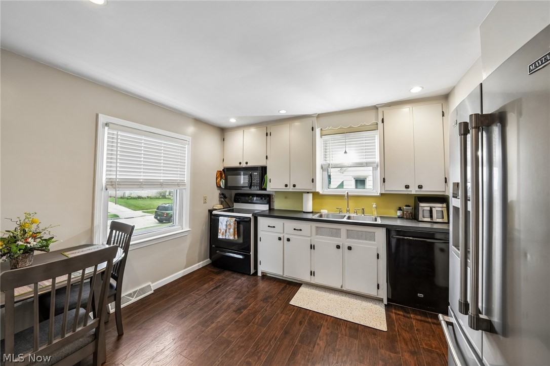 4319 Rockland Drive Brooklyn OH 44144