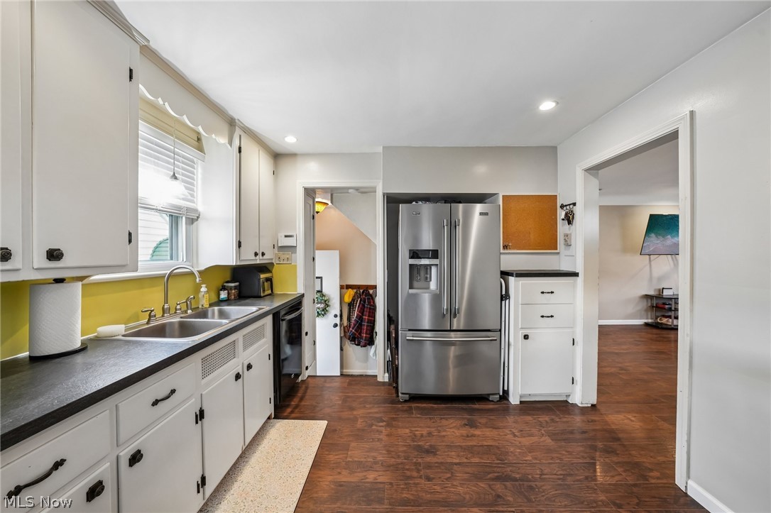 4319 Rockland Drive Brooklyn OH 44144