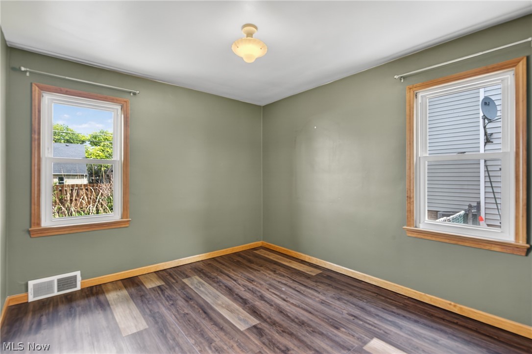 5814 Charles Avenue Parma OH 44129
