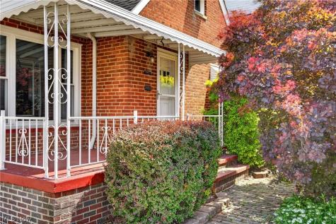5814 Charles Avenue Parma OH 44129