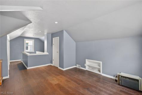 5814 Charles Avenue Parma OH 44129