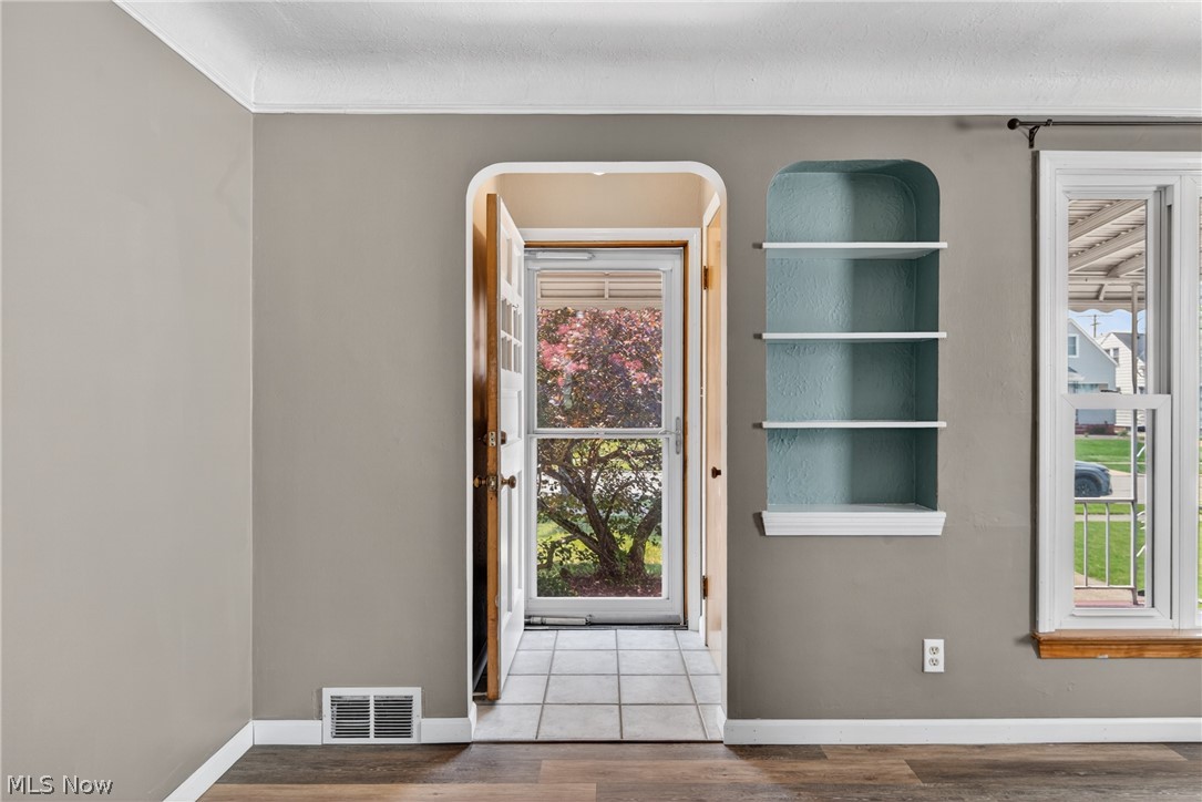 5814 Charles Avenue Parma OH 44129