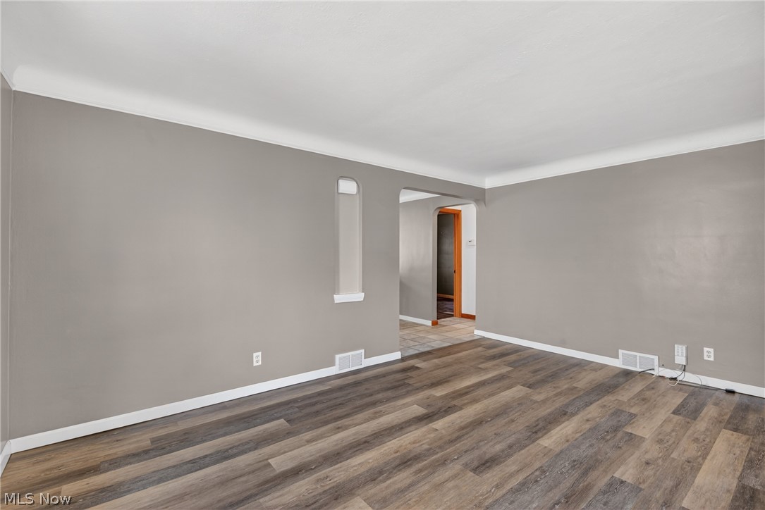 5814 Charles Avenue Parma OH 44129