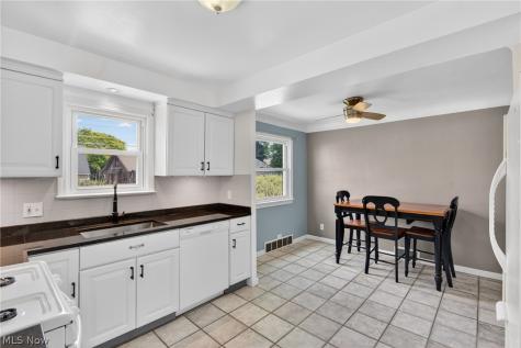 5814 Charles Avenue Parma OH 44129