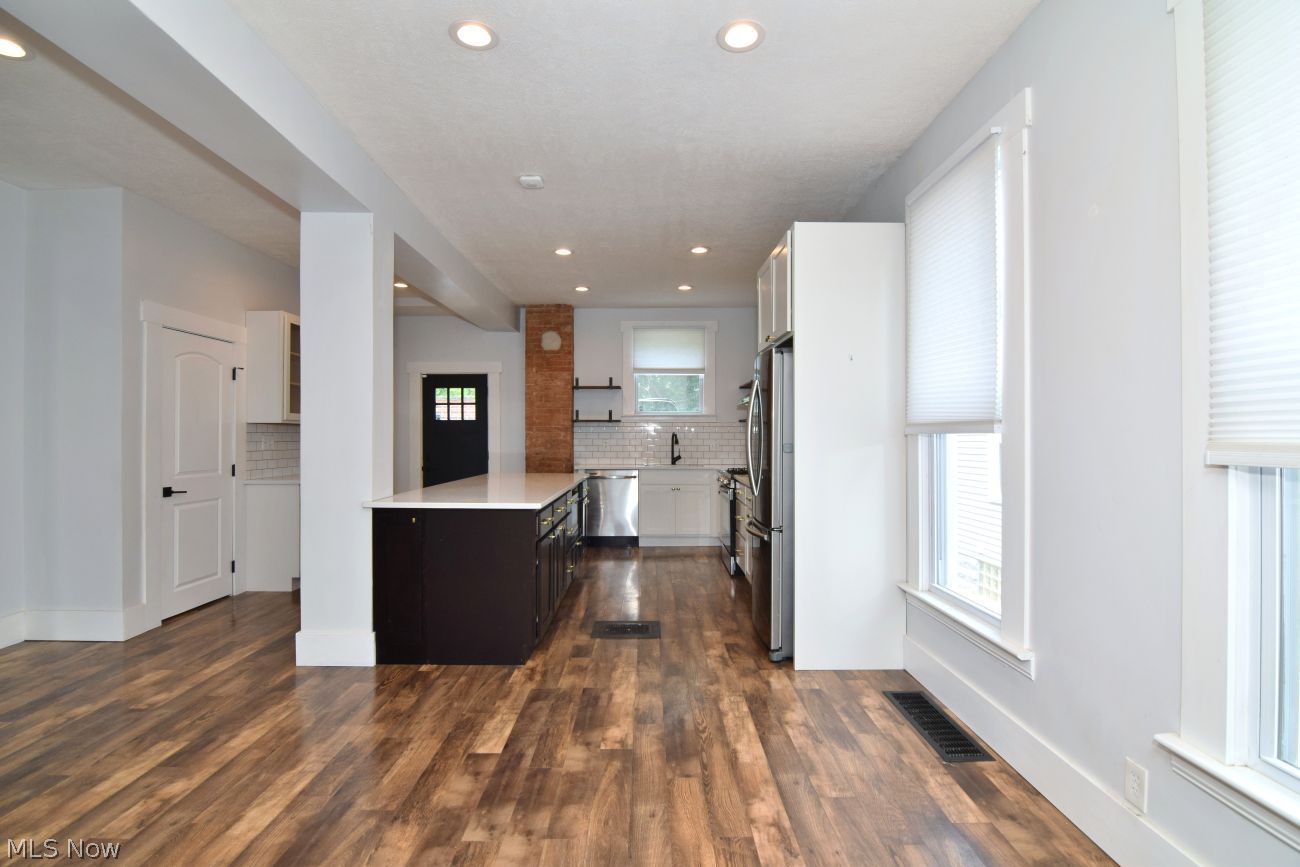 1338 W 95th Street Cleveland OH 44102