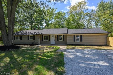 4636 Albert Avenue Norton OH 44203