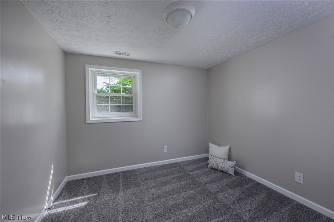 4636 Albert Avenue Norton OH 44203