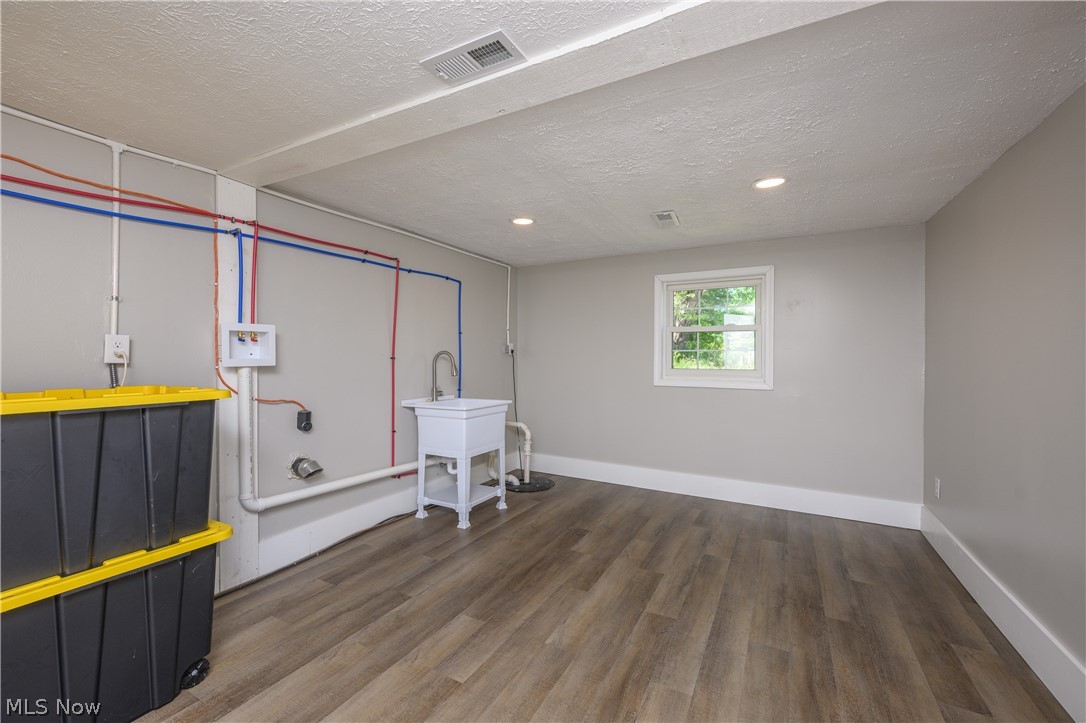 4636 Albert Avenue Norton OH 44203