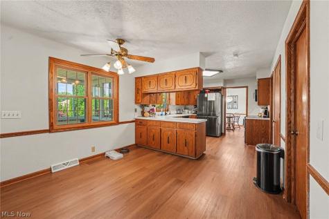 1907 Opal Street Louisville OH 44641