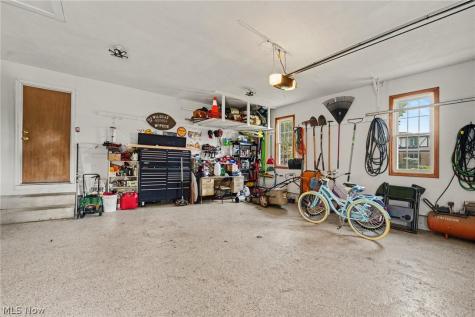 1907 Opal Street Louisville OH 44641