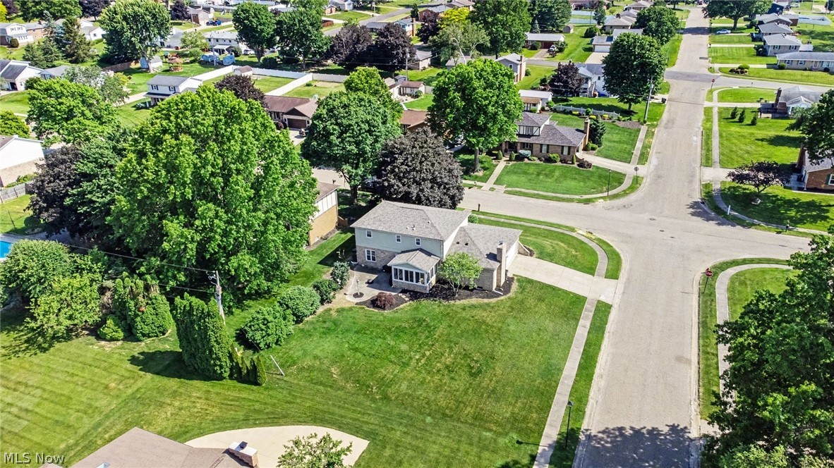 1907 Opal Street Louisville OH 44641