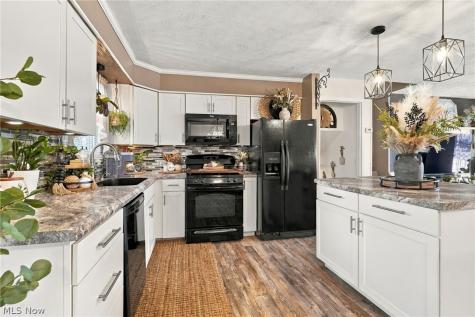 2818 Chippendale Street NW Massillon OH 44646