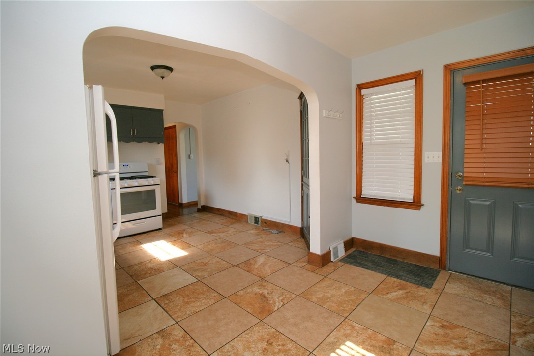 177 Willard Avenue SE Warren OH 44483