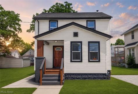 2615 Leland Avenue Akron OH 44312