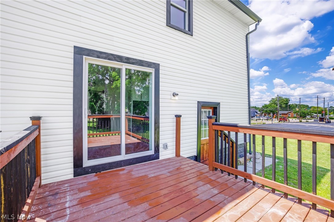 2615 Leland Avenue Akron OH 44312