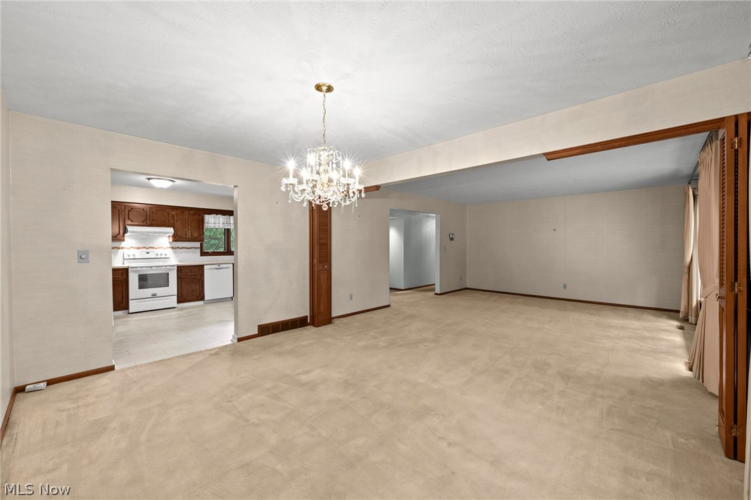 7833 Valley Villas Drive Parma OH 44130