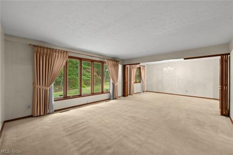 7833 Valley Villas Drive Parma OH 44130