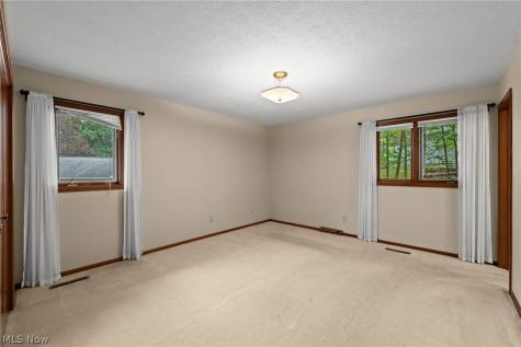 7833 Valley Villas Drive Parma OH 44130