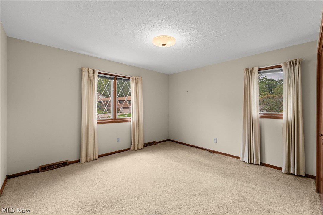 7833 Valley Villas Drive Parma OH 44130