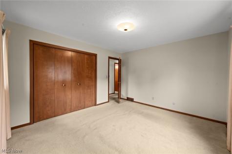 7833 Valley Villas Drive Parma OH 44130