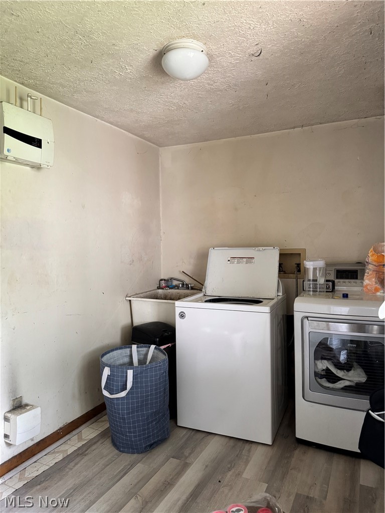 618 Idlewood Avenue Sheffield Lake OH 44054