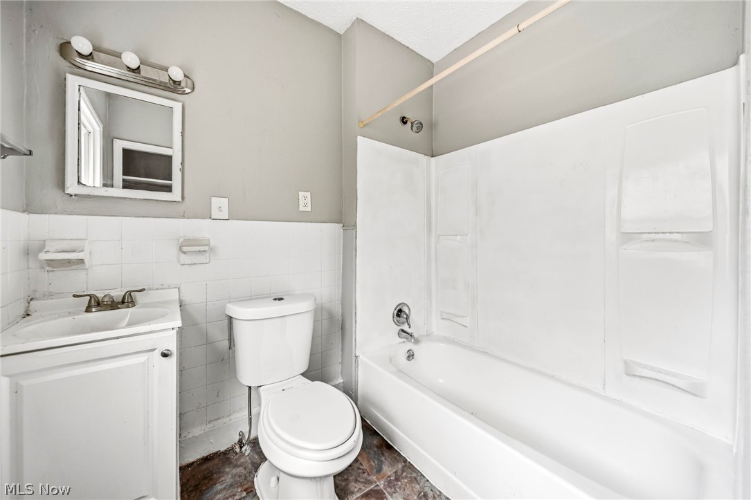10929 Tacoma Avenue Cleveland OH 44108