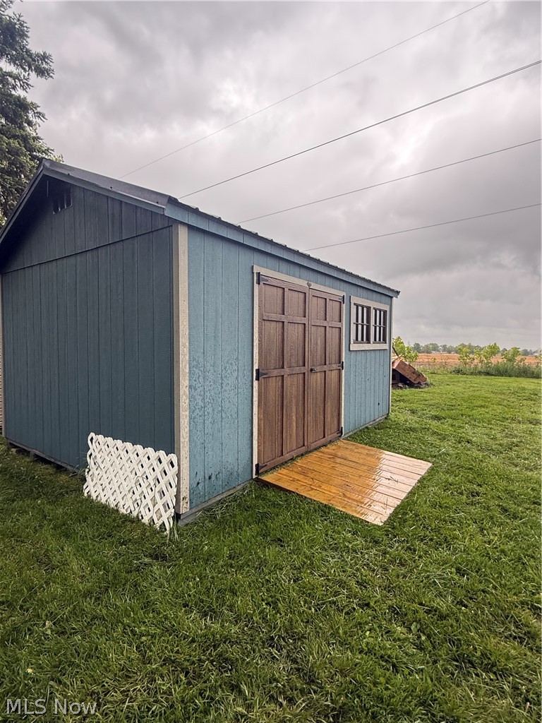7660 Lakefield Street Louisville OH 44641
