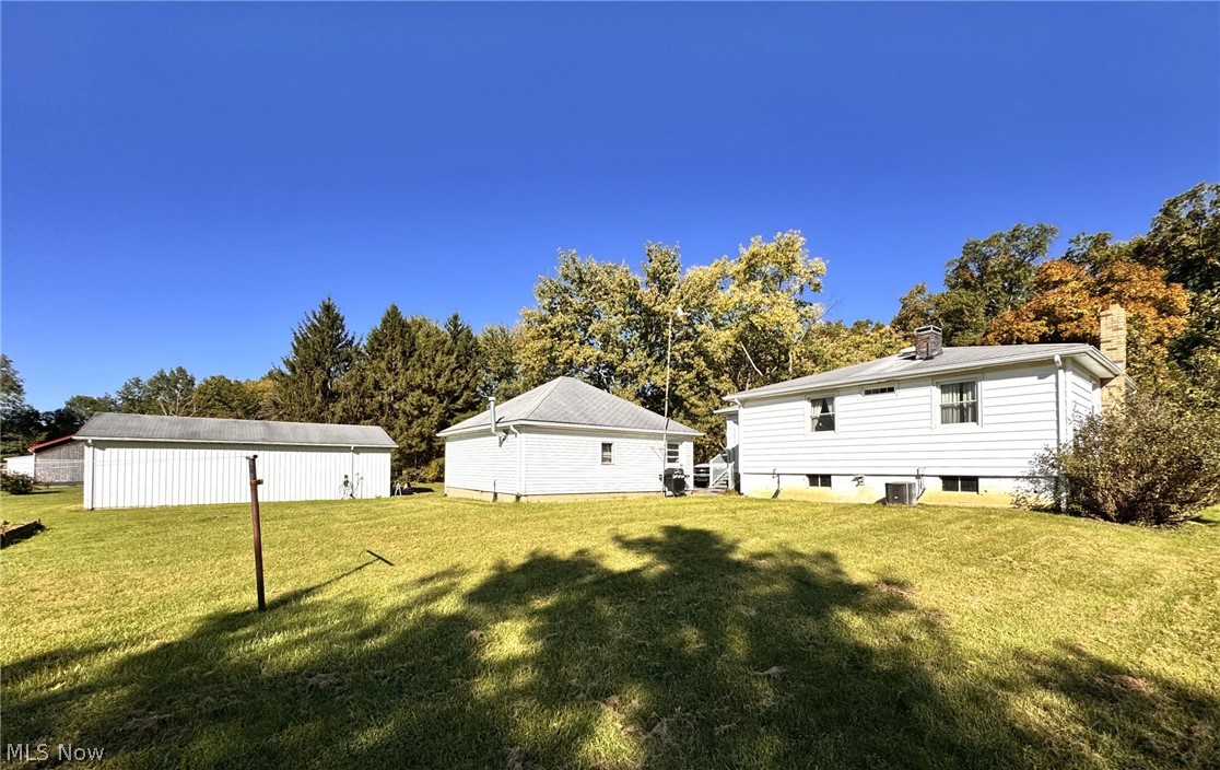 4111 Herr Fieldhouse Road Southington OH 44470