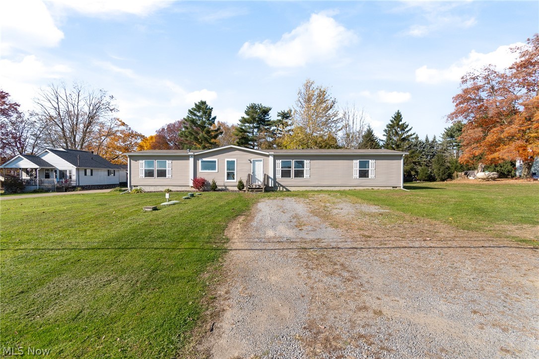 5888 Akron Road Smithville OH 44677