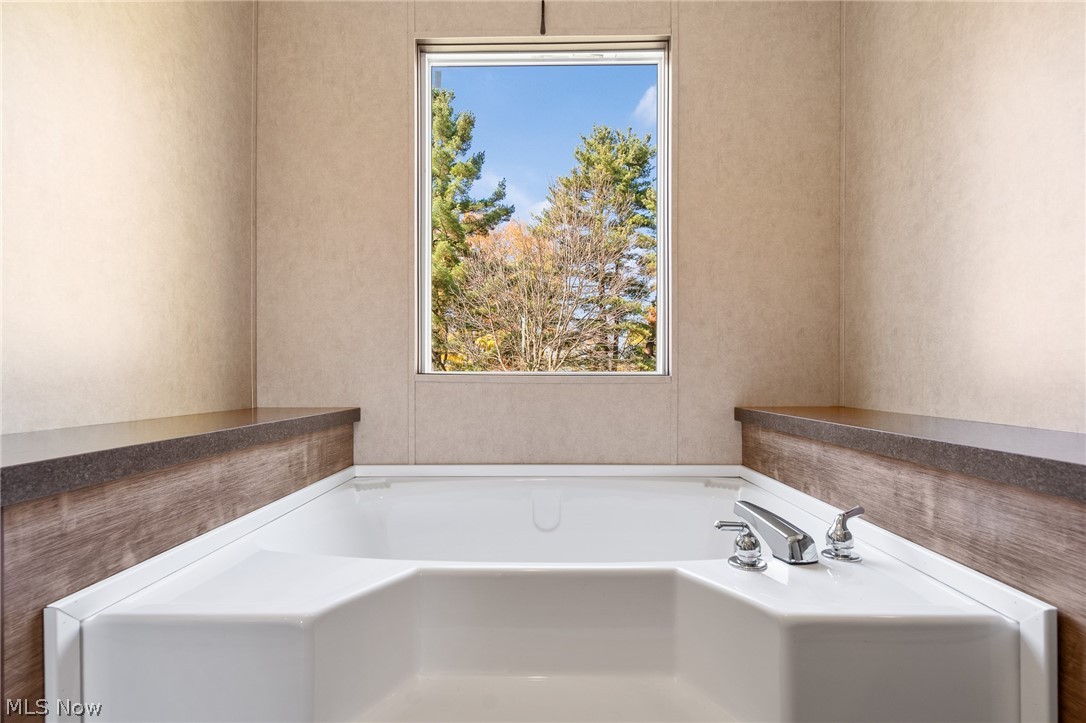 5888 Akron Road Smithville OH 44677