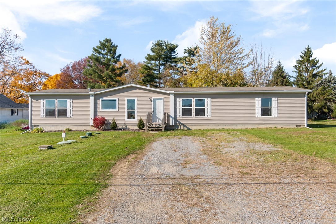 5888 Akron Road Smithville OH 44677
