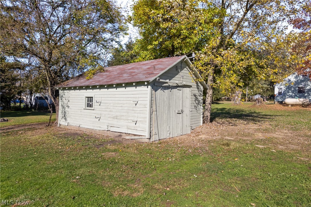 5888 Akron Road Smithville OH 44677