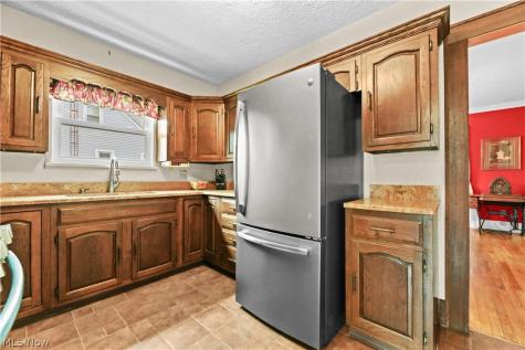 170 E Beech Street NE Alliance OH 44601