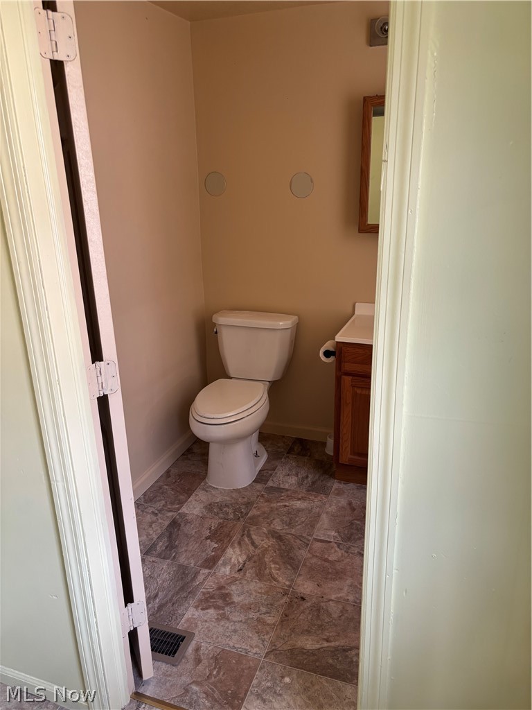 1013 Saint George East Liverpool OH 43920