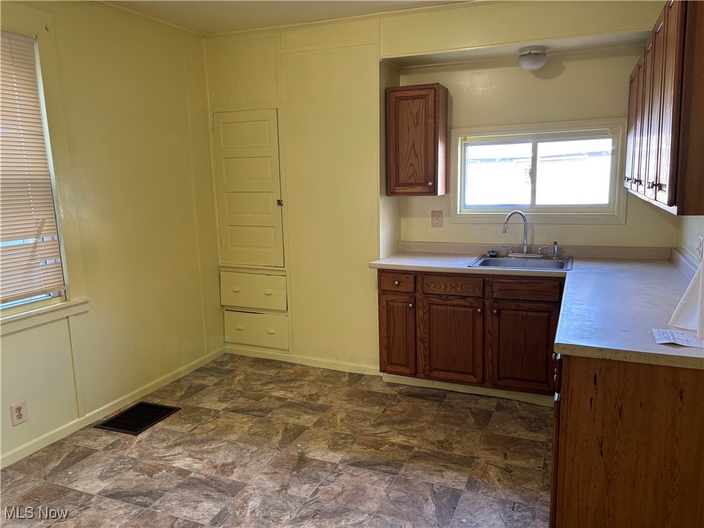 1013 Saint George East Liverpool OH 43920