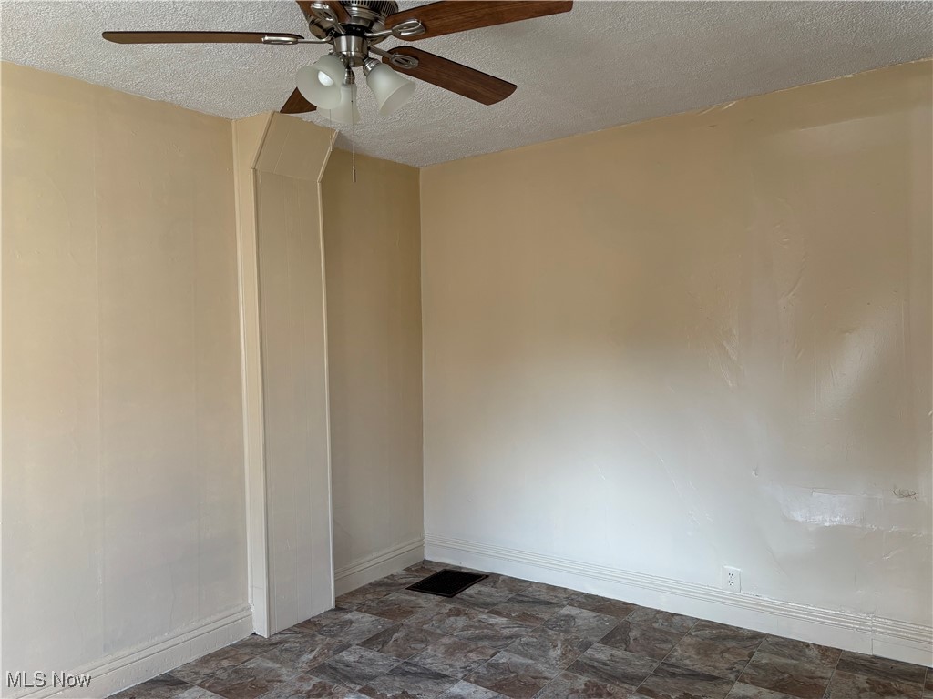 1013 Saint George East Liverpool OH 43920