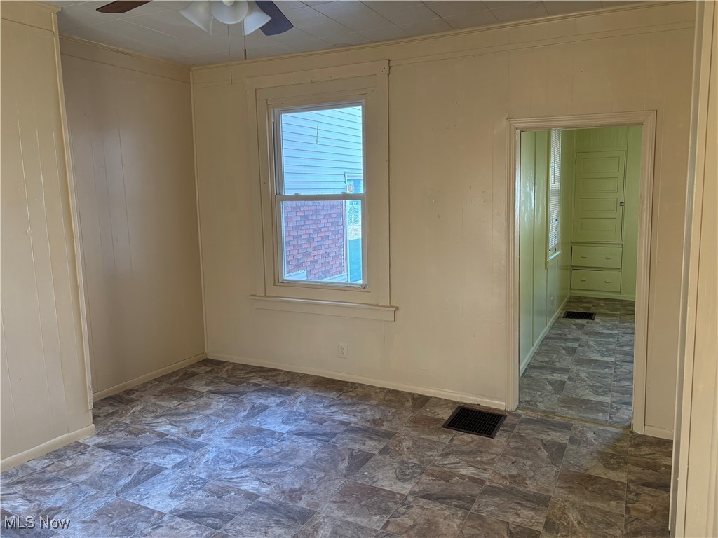 1013 Saint George East Liverpool OH 43920